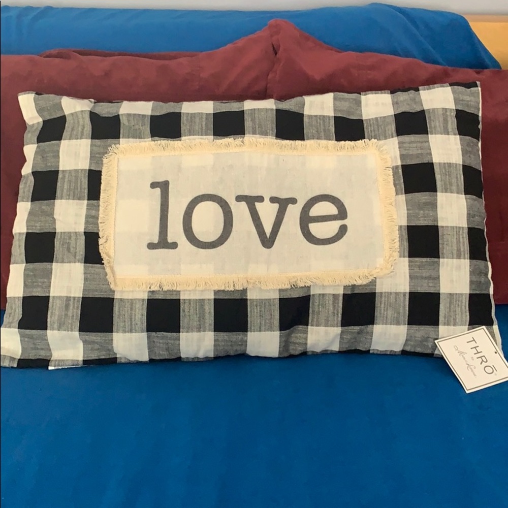 THRŌ Decorative Pillow Cover